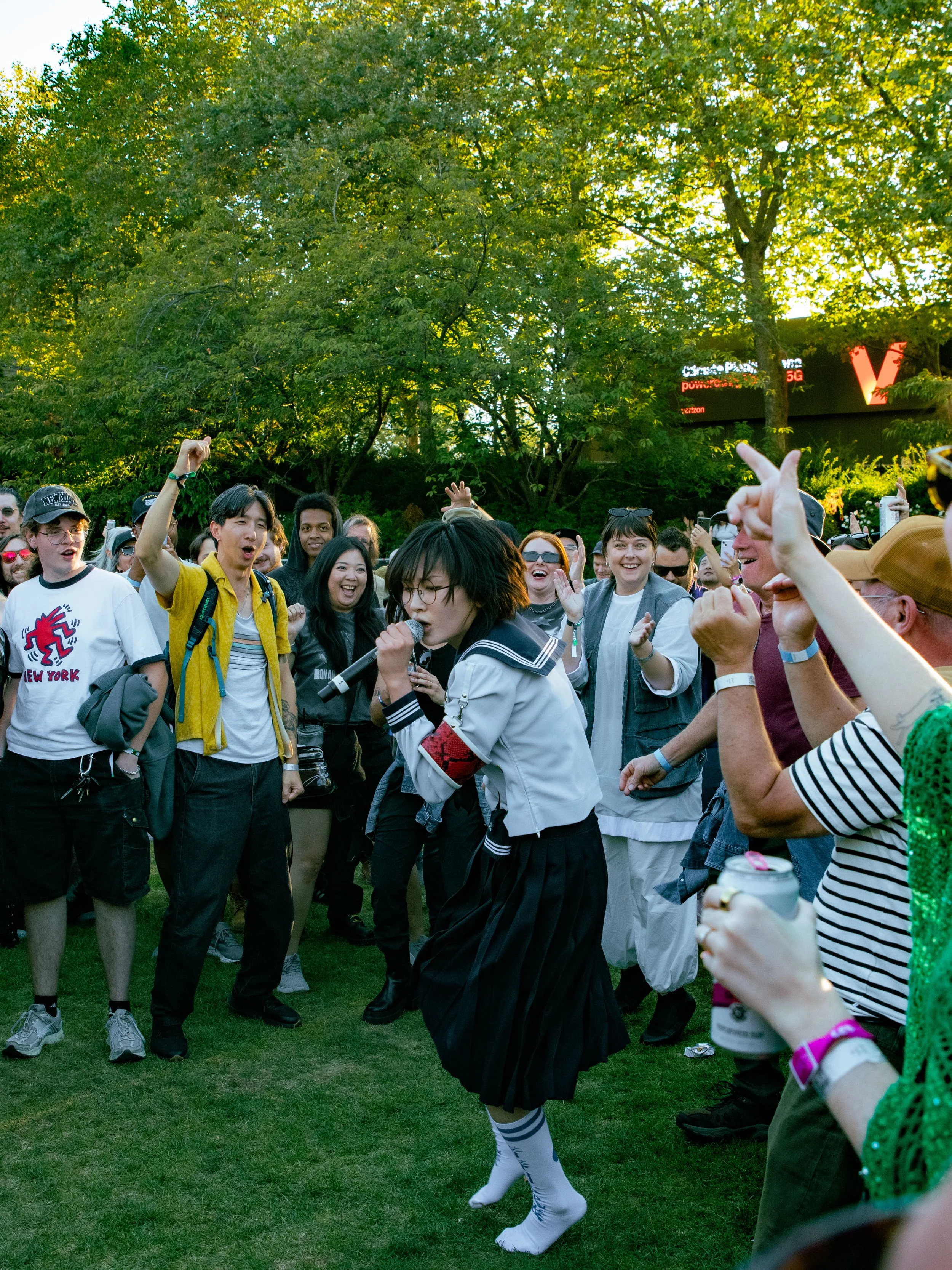 CORRINASTADLER_CORRINA.BOBINA_Bumbershoot2026_AtarashiiGakko!-19.jpg