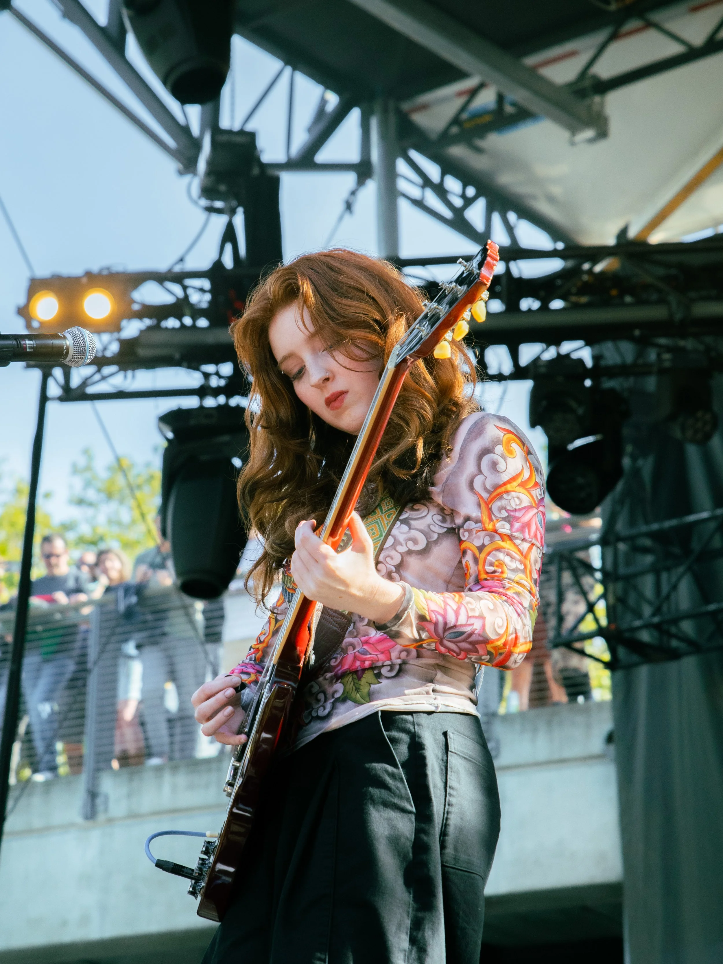 CORRINASTADLER_CORRINA.BOBINA_Bumbershoot2026_DieSpitz.jpg