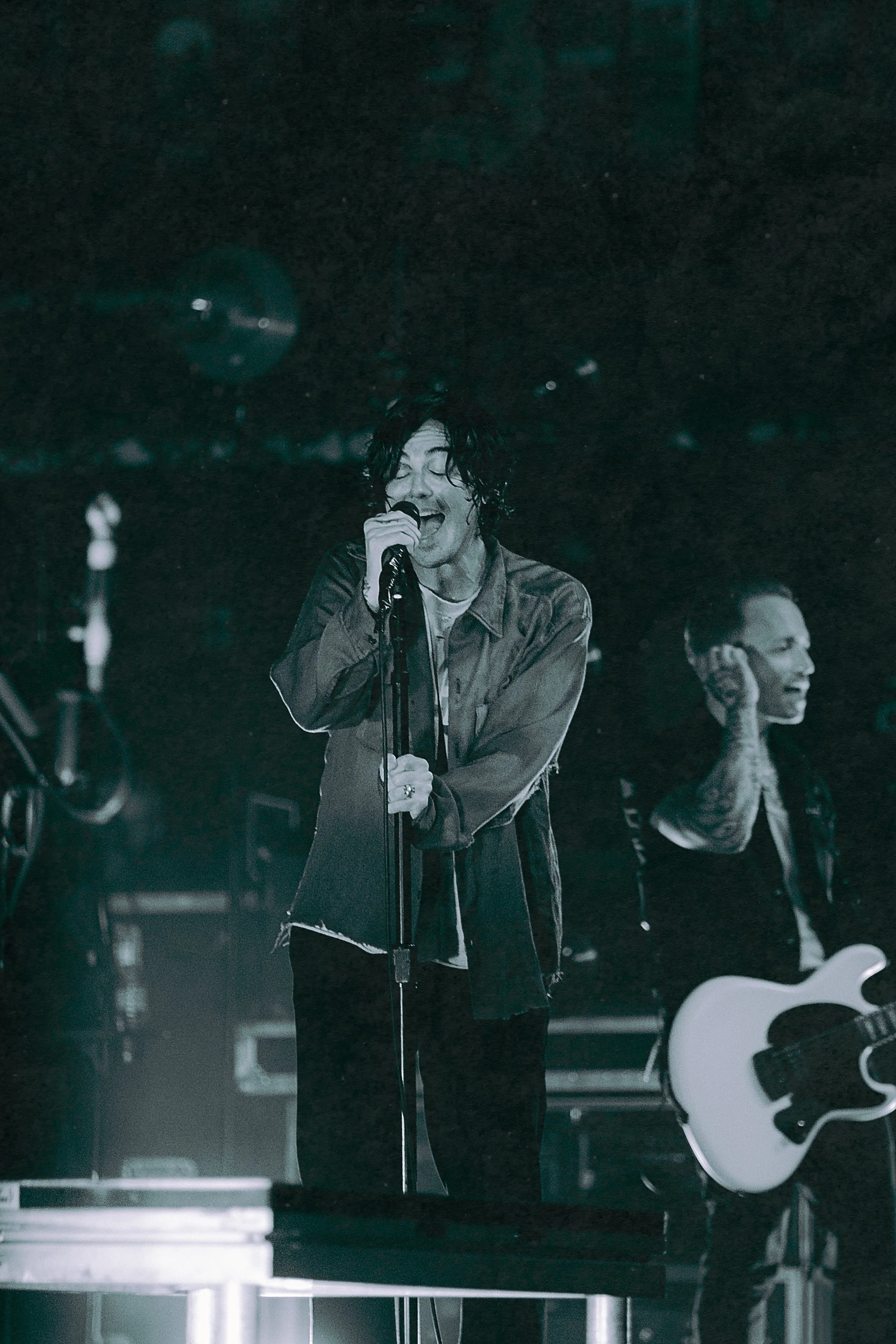 Sleeping-With-Sirens-10052026-37.jpg