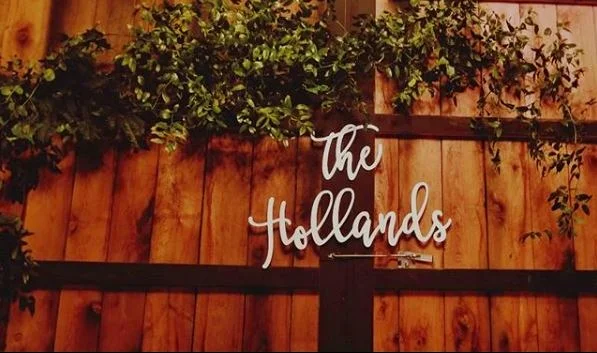 Sign+Garland.jpg