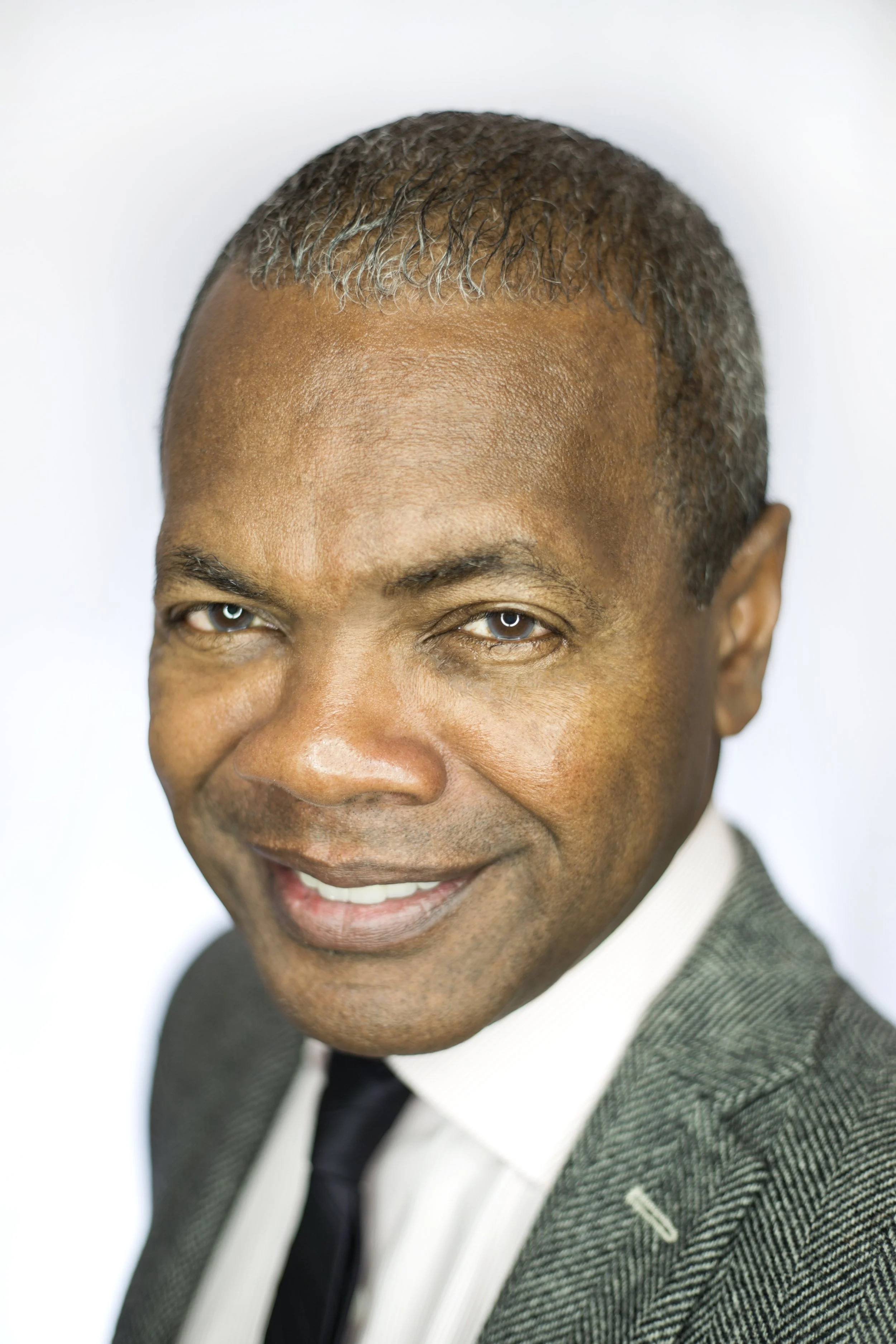STANLEY BENNETT CLAY