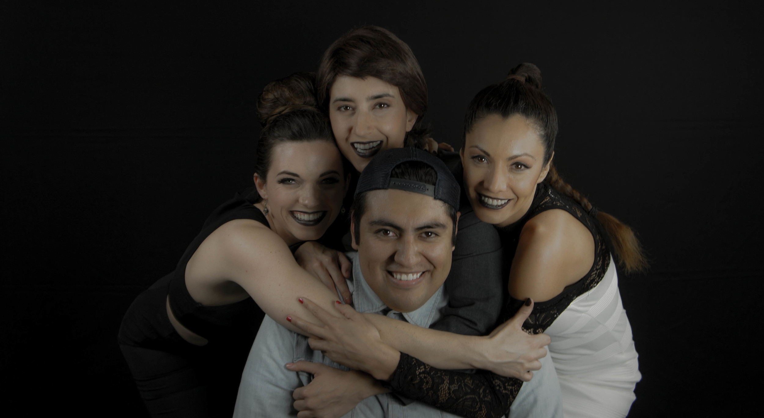  Julia Cavanaugh , Malili Dib , Victoria Del Rosal and Jorge Xolalpa Jr. , on set of Jezebel.
