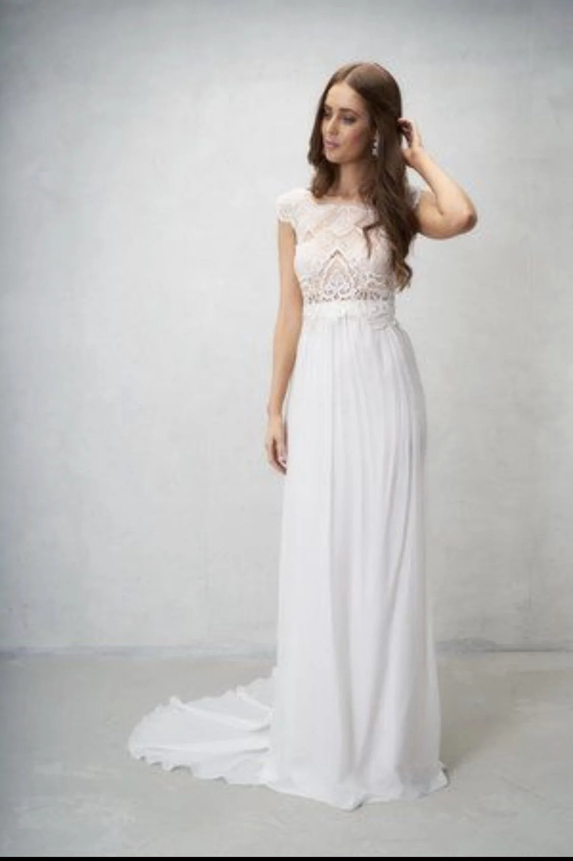 Bella Topper styled.jpg