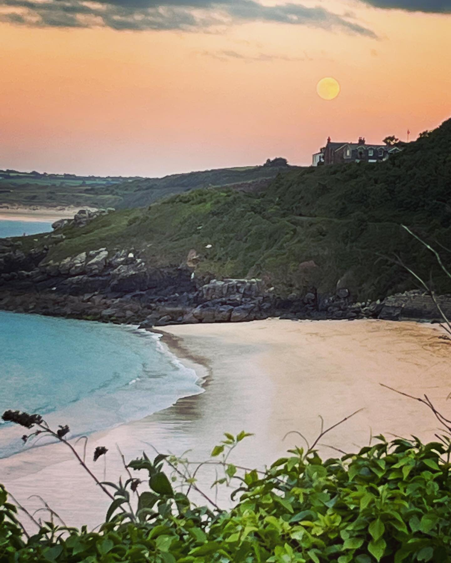 Last month I watched a powerful full moon rise above the sea in Cornwall and we&rsquo;re in Sussex for this full moon wondering where the next lunar cycle will take us! 

Grateful for all encounters, lessons, wild adventures and hoping for many more.