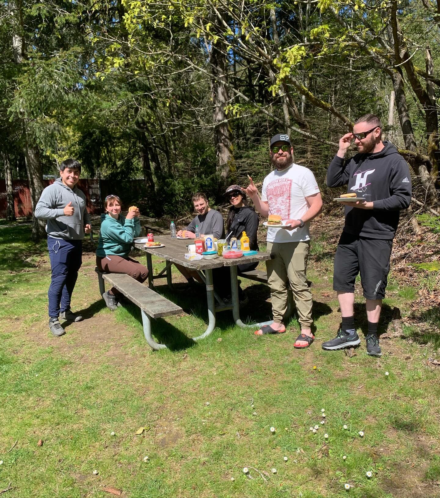 Thanks so much to the people that help keep the wheels on the trails with Intrinsic Flow. These fine folks and others have helped dig with us over the last two seasons. 

To say thanks, we ran shuttles and fed them lunch. Burgers in the sun provided 