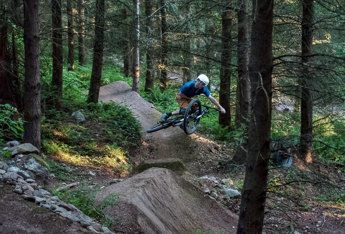 I first learned to table to my right side with wheels to the right (first two pictures). I got comfortable with doing it this way and thought that it would be fun to do it to the other side too! After a time, I was able it to the opposide side with w