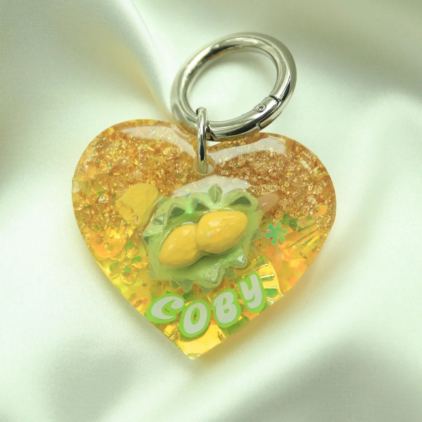 Happy birthday to a durian lover boy! We wish you the best 💛💚
.
.
.
.
.
.
.
.
#yourmories #sgpets #singaporedogs #singaporecats #sgdogs #sgpuppy #sgcats #pettags #customizepettag #customizedogtags #singapawrean #toocutepetclub #sgresinart #singapor