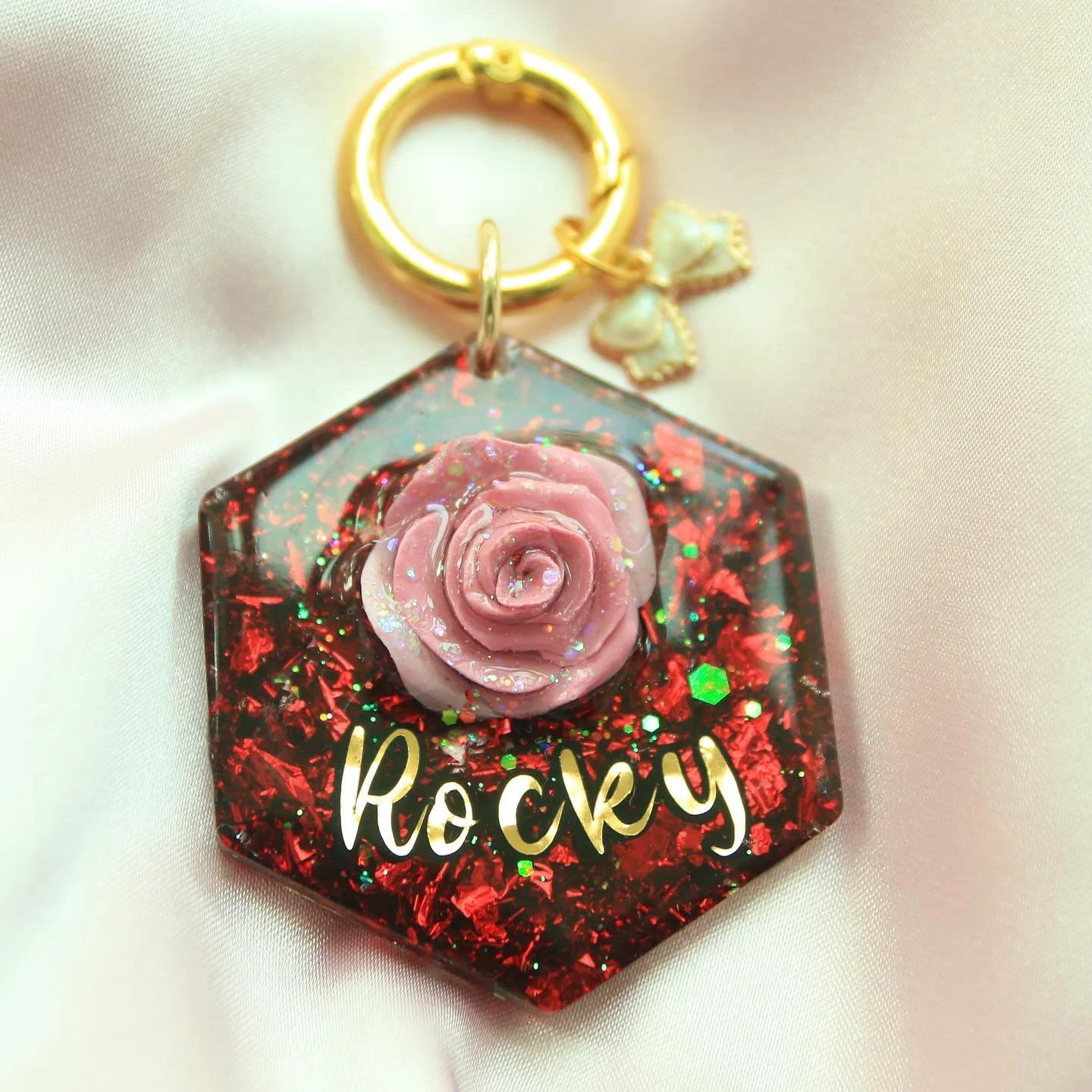 For a special boy Rocky! Have you seen his birthday OOTD? We also love helping you match your fit for the special day too!

.
.
.
.
.
.
.
.
.
#yourmories #yourmemories #sgpets #sgdogs #sgpuppy #sgcats  #customizepettag #customizedogtags #toocutepetcl