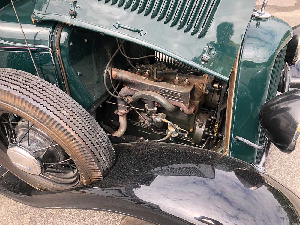 1933-Ford-Huckster-Stone_15.jpeg