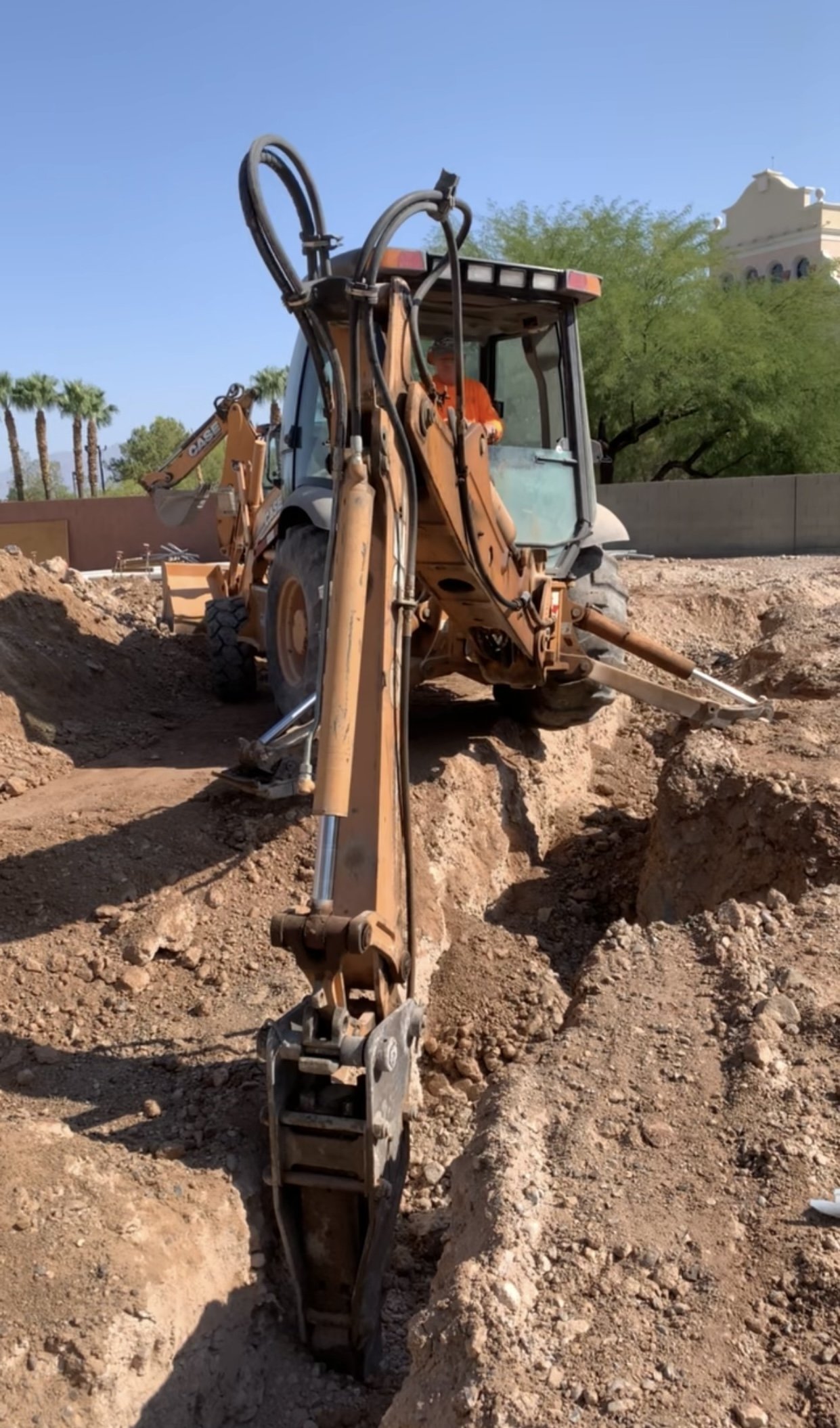 Mckinlay Excavation Las Vegas Equipment 7.jpg