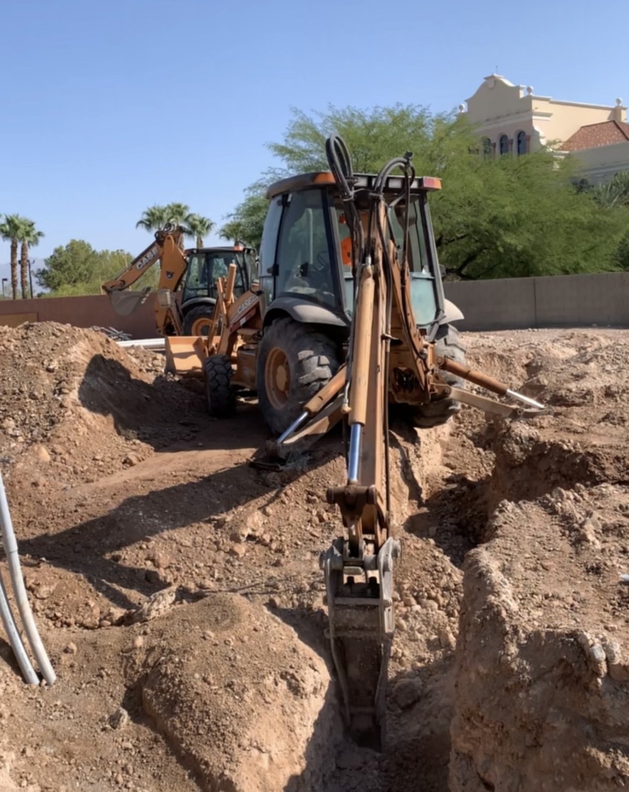 Mckinlay Excavation Las Vegas Equipment 8.jpg