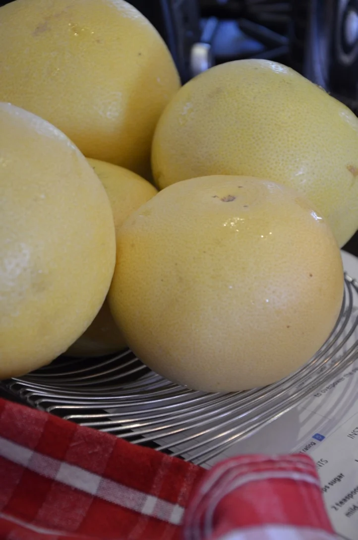 Oro Blanco washed and ready