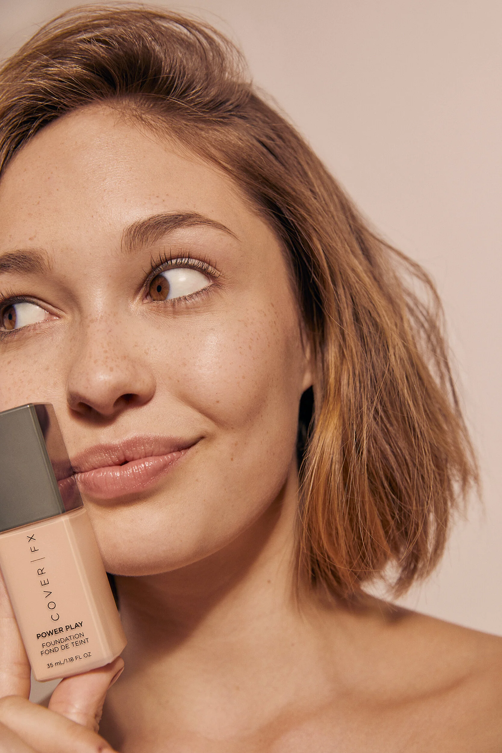  Cover FX PowerPlay Foundation 