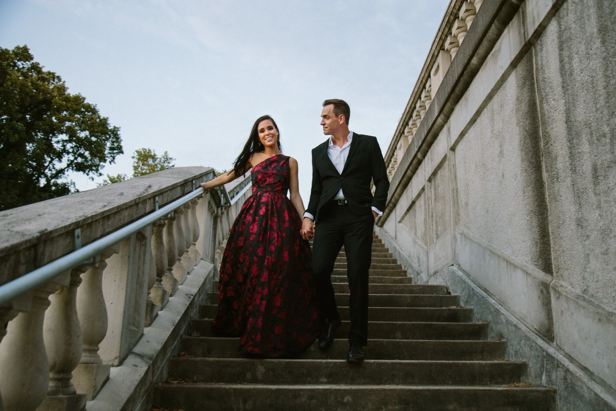 An elegant St. Louis, Mo engagement session with Ashley Pieper Photography. Cristina and Will are a match made in heaven. They are giggly and fun and totally in love! St. Louis based traveling and destination wedding photographer for the genuine and creative couple in love.