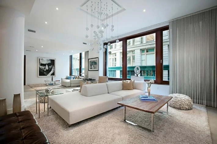 Altair 18 Living.jpeg