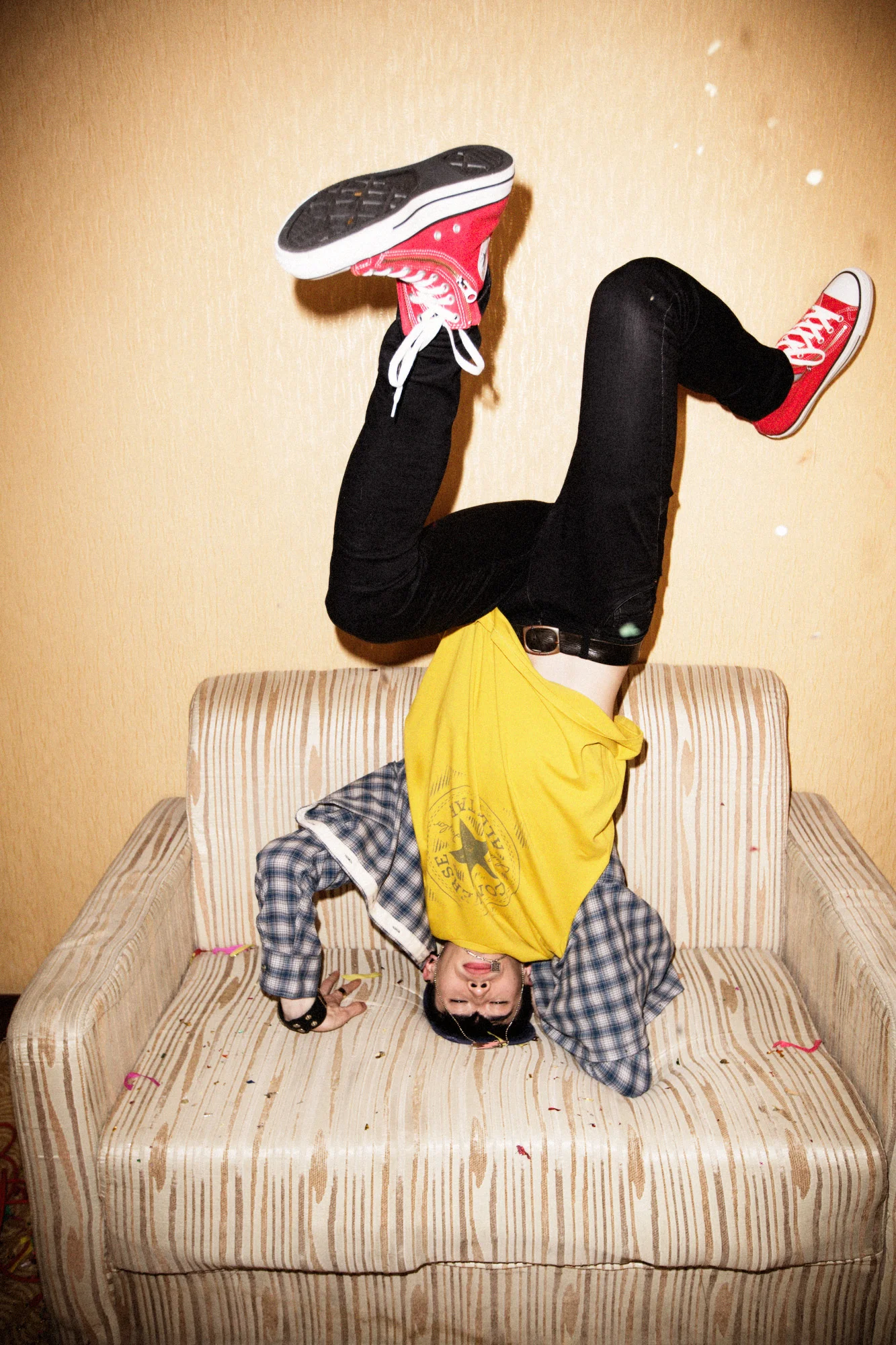 nicholas_haggard_comissions_converse_19.jpg