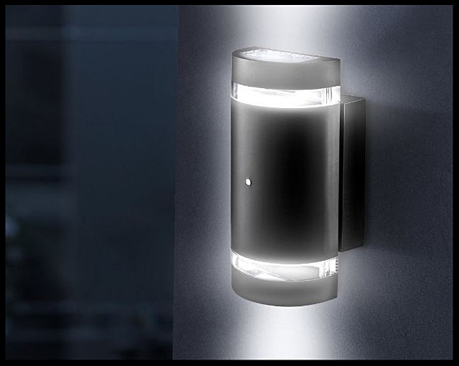 Exterior Wet-Rated LED Wall Sconce 