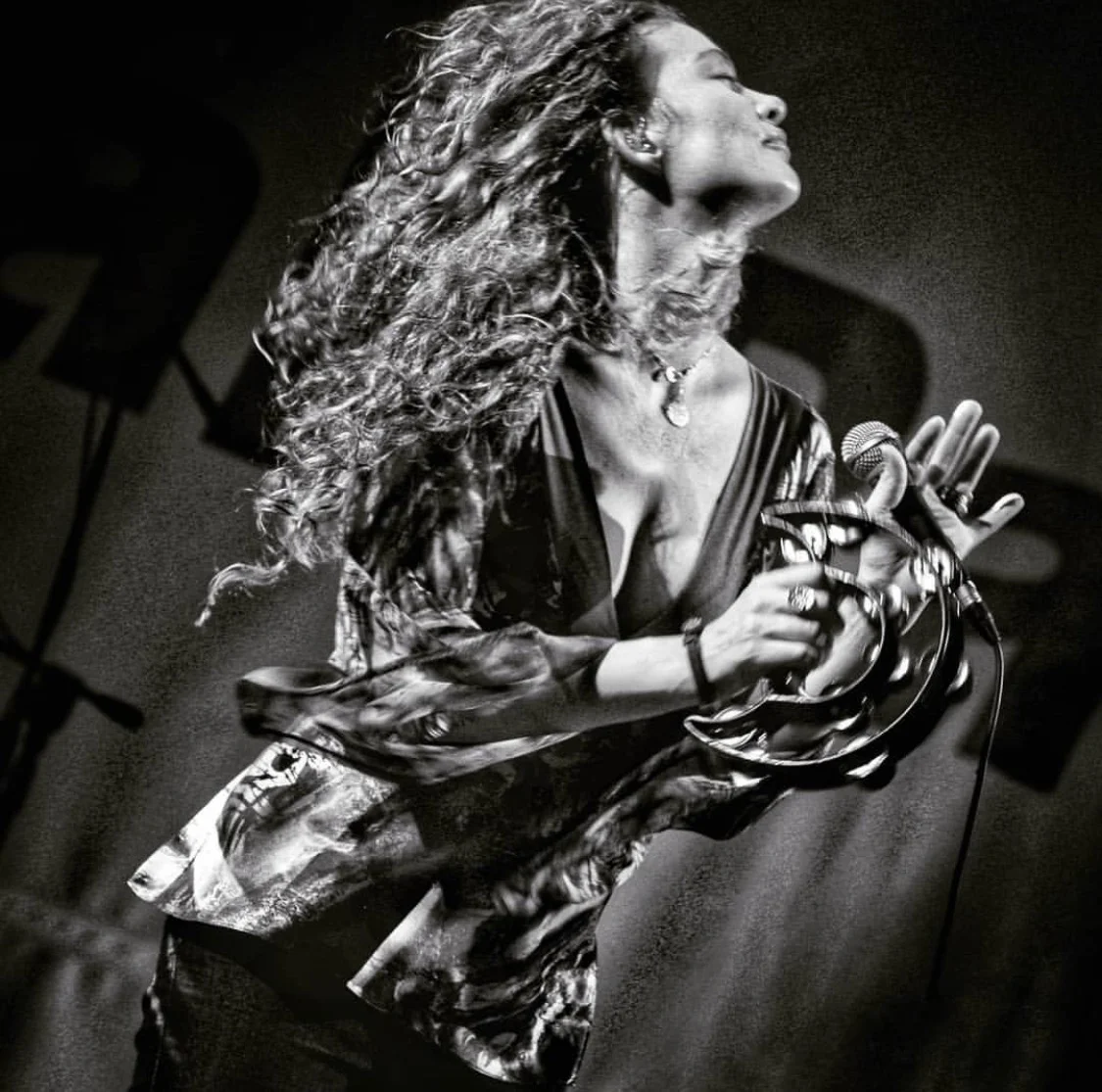 This Spring Dana Tours France and USA!