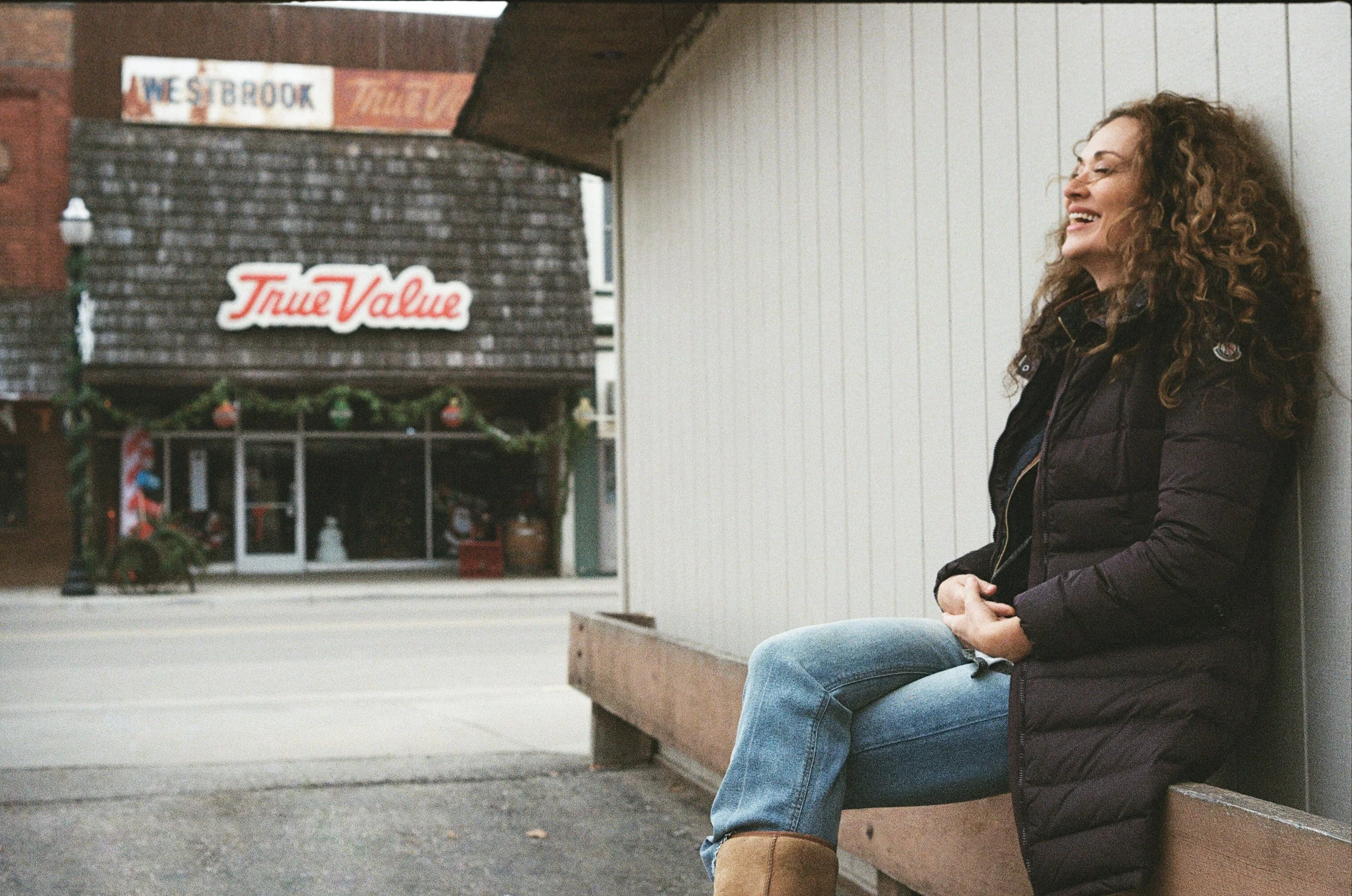 Dana Fuchs Bench_Bobby Harlow.jpg