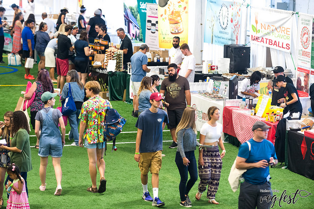 Crowd shot at hvvegfest.jpg