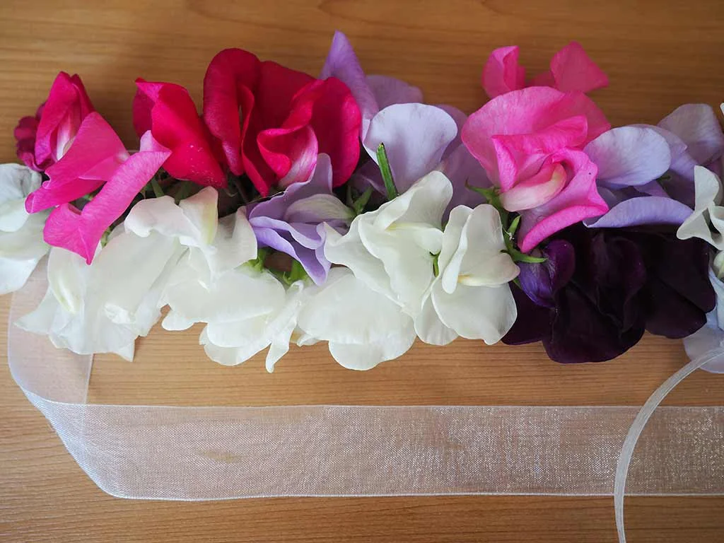 flowercrownstring.jpg