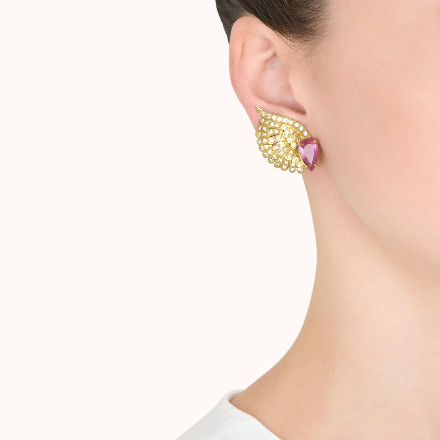 irene_lummertz_205_iris_goddess_earrings_MDL_web.jpg