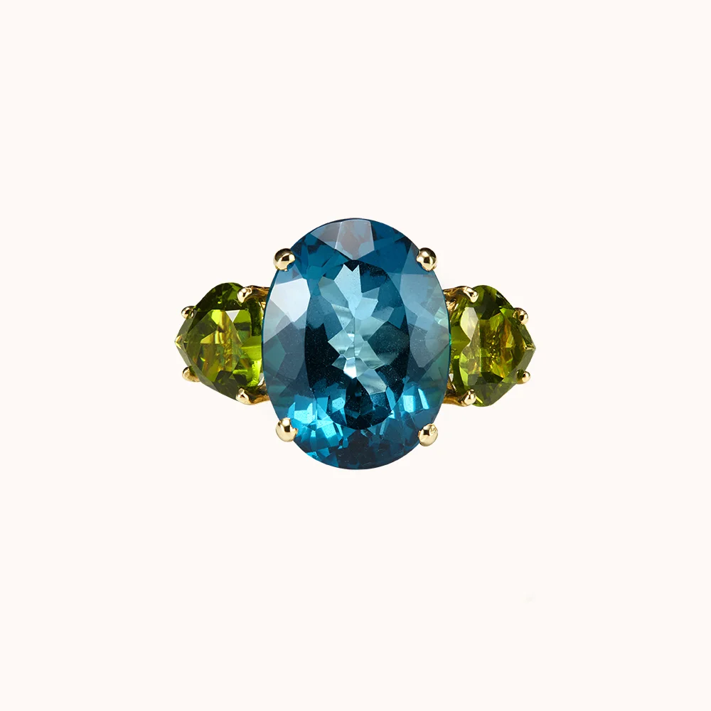IreneLummertz_RegencyRing_Front_Web.jpg