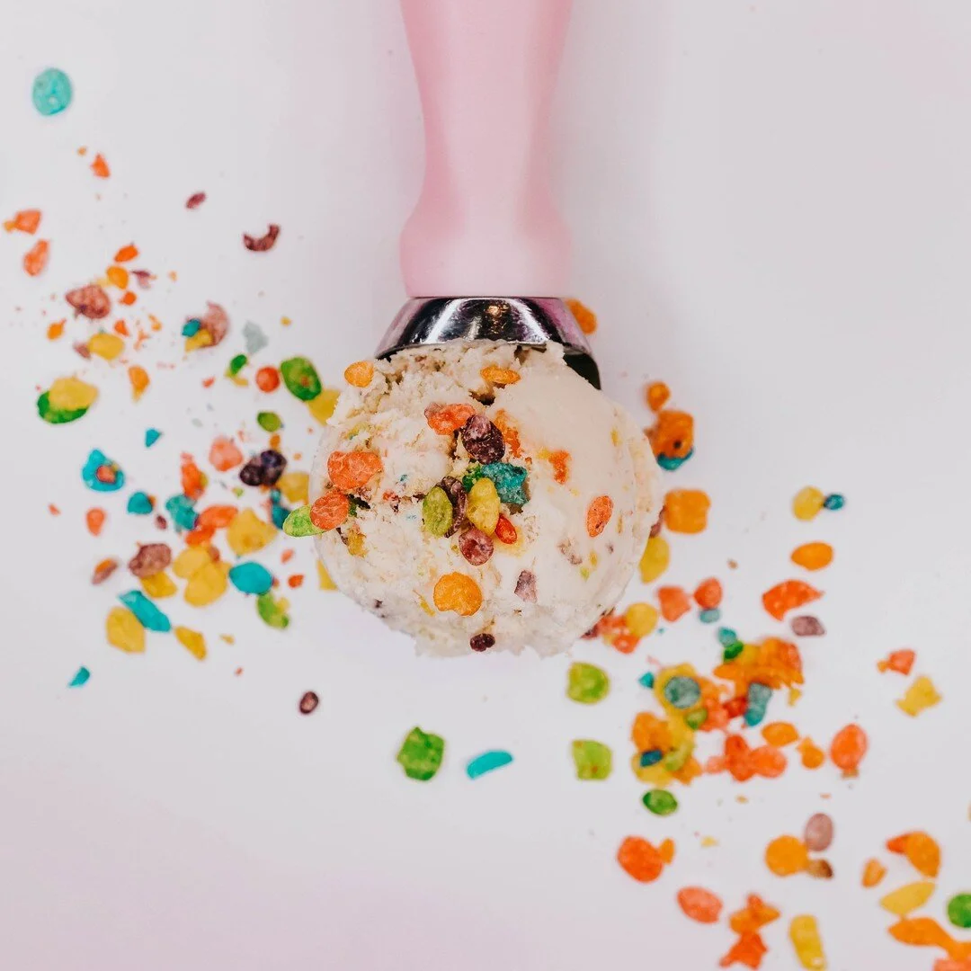 HAPPY NATIONAL CEREAL DAY!🎉

Come on in today for 50% OFF our two cereal flavors, Fruity Pebbles and Lucky Charms😋
.
.
.
#everybodysfavortiz #eatsandsweets #CerealDay #NationalCerealDay #halfoff #fruitypebbles #luckycharms #oremutah #provoutah