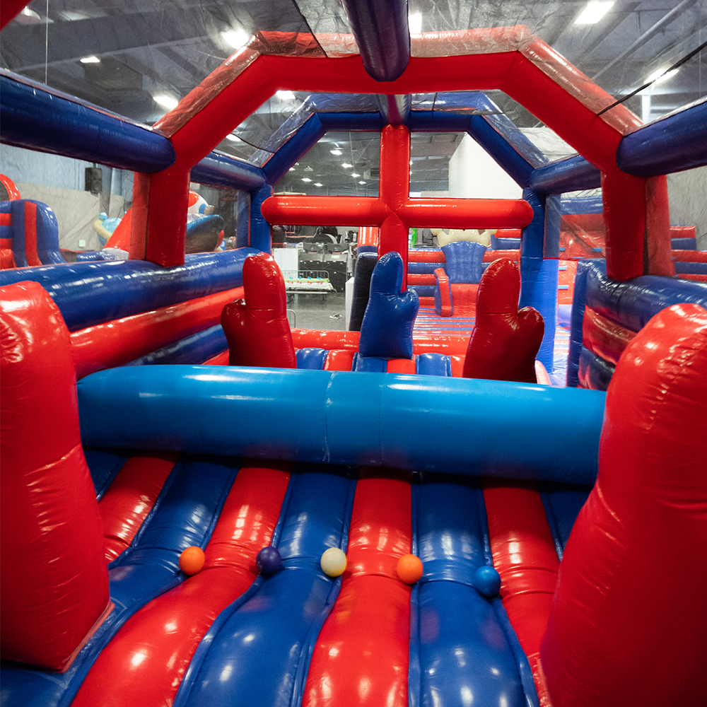 <p>DODGEBALL ARENA ➜</p> 