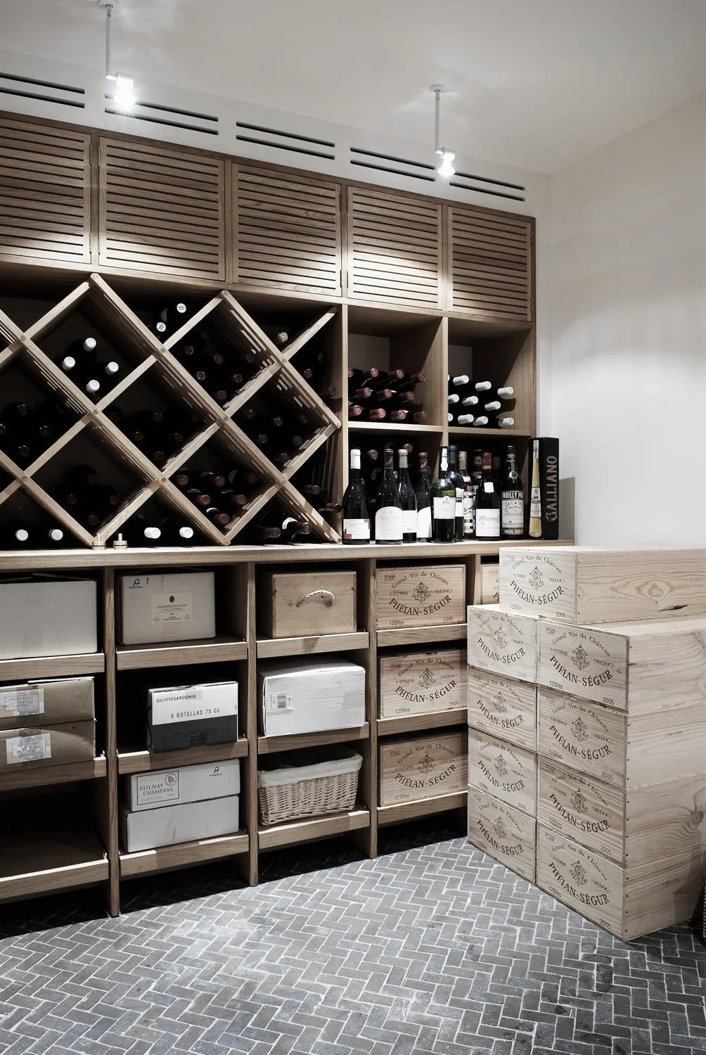 LEGIO PROJECT_winecellar.jpg