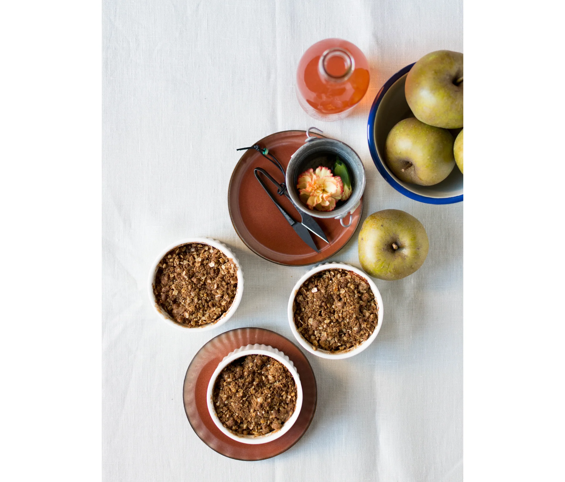 spiced apple & quince crumbles