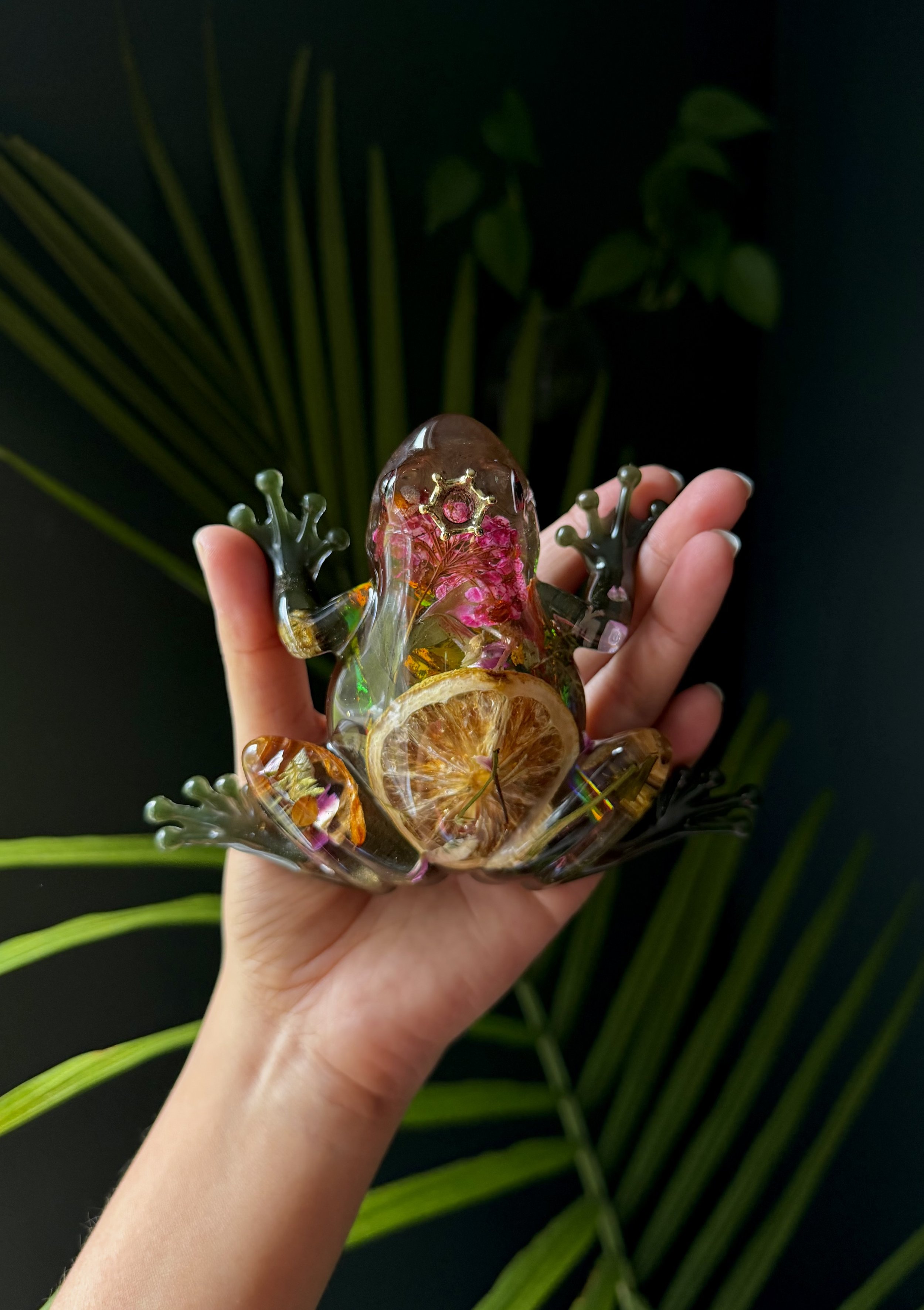 Botanical Frog 2.jpeg