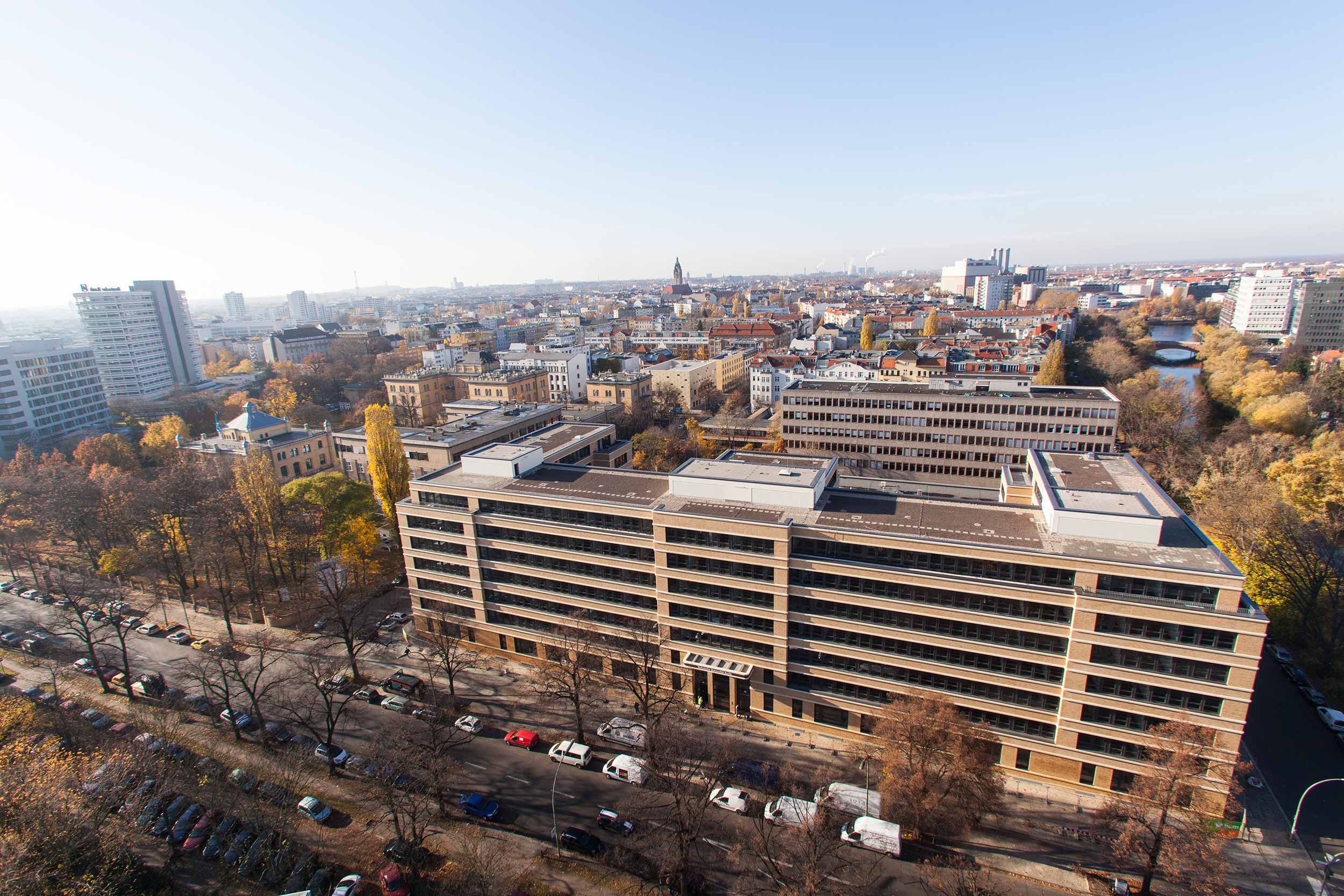 2 Technische Universität Berlin Marchstrasse.jpg