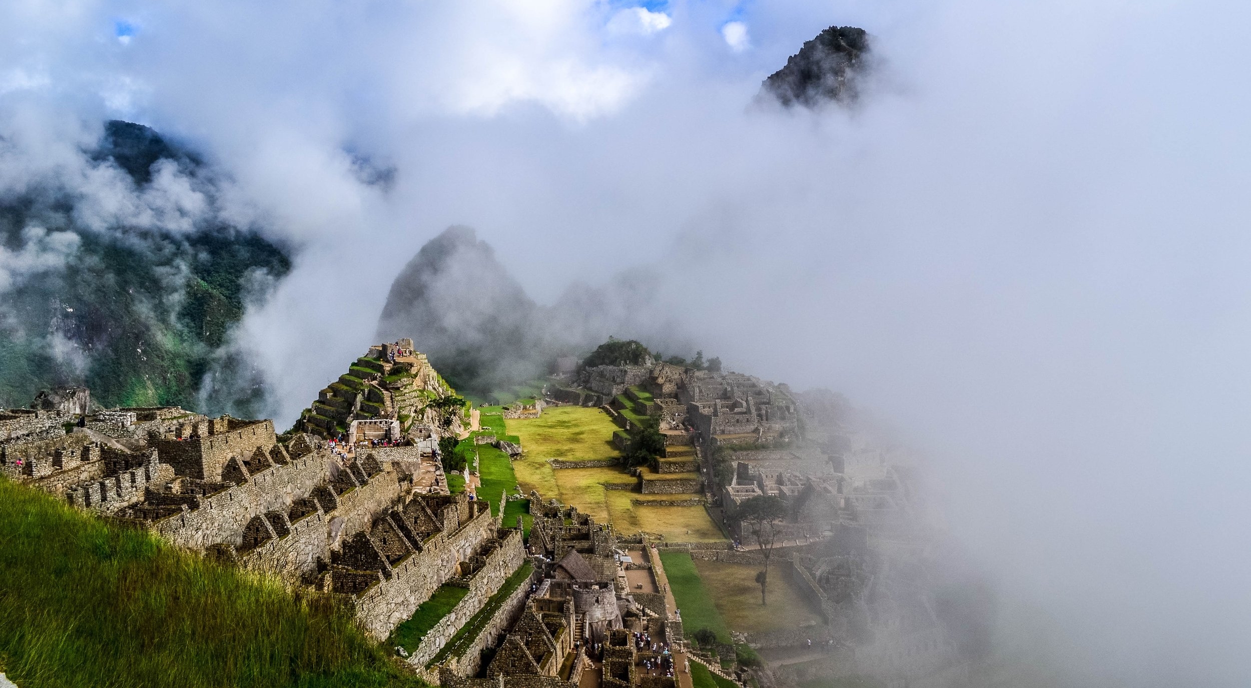   Valentin's Pachamama Journeys   Connecting you to the heart of the Incas   Contact Us  