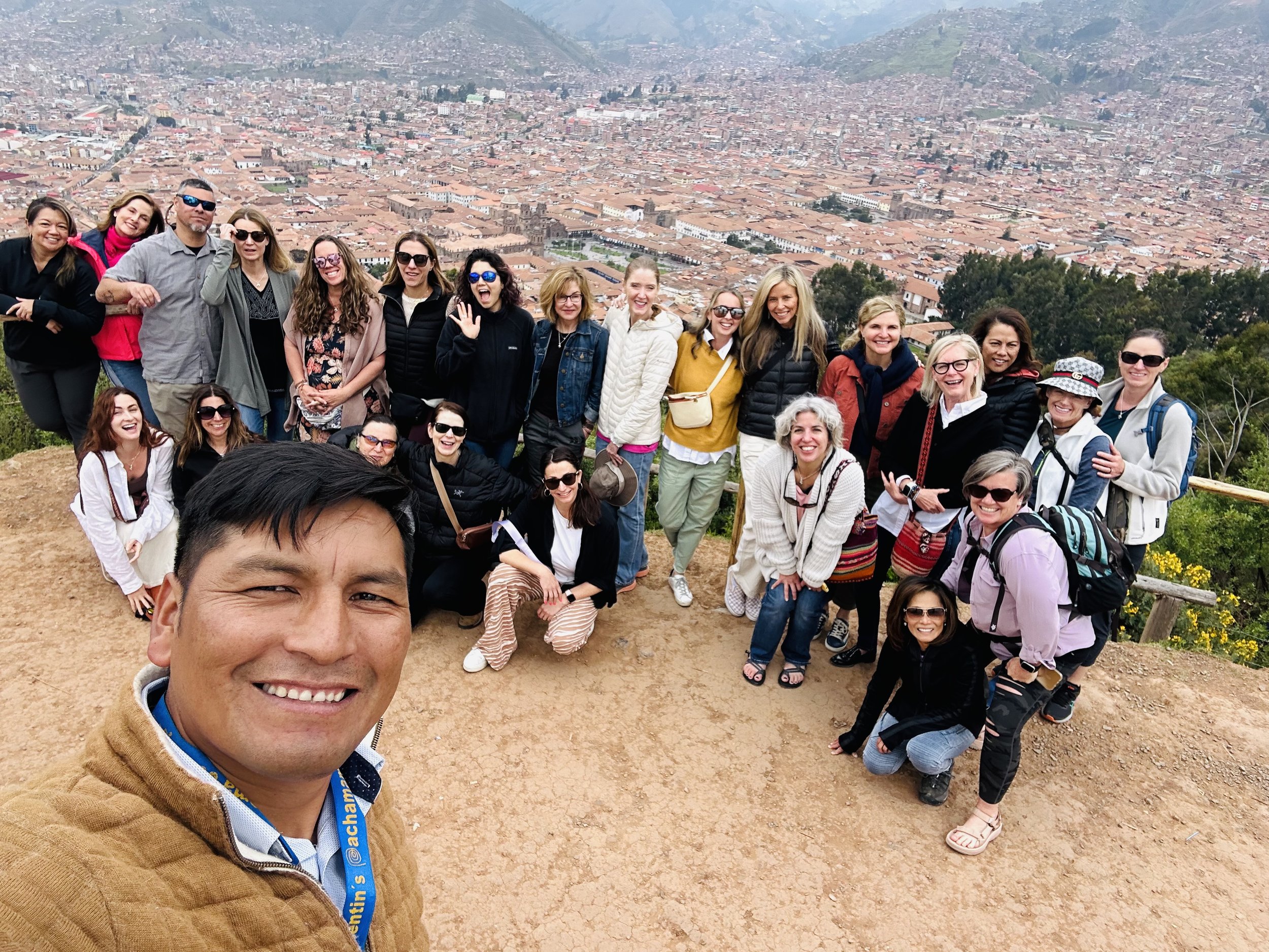 Sacsayhuaman group photo, Cusco view, Peru.jpg