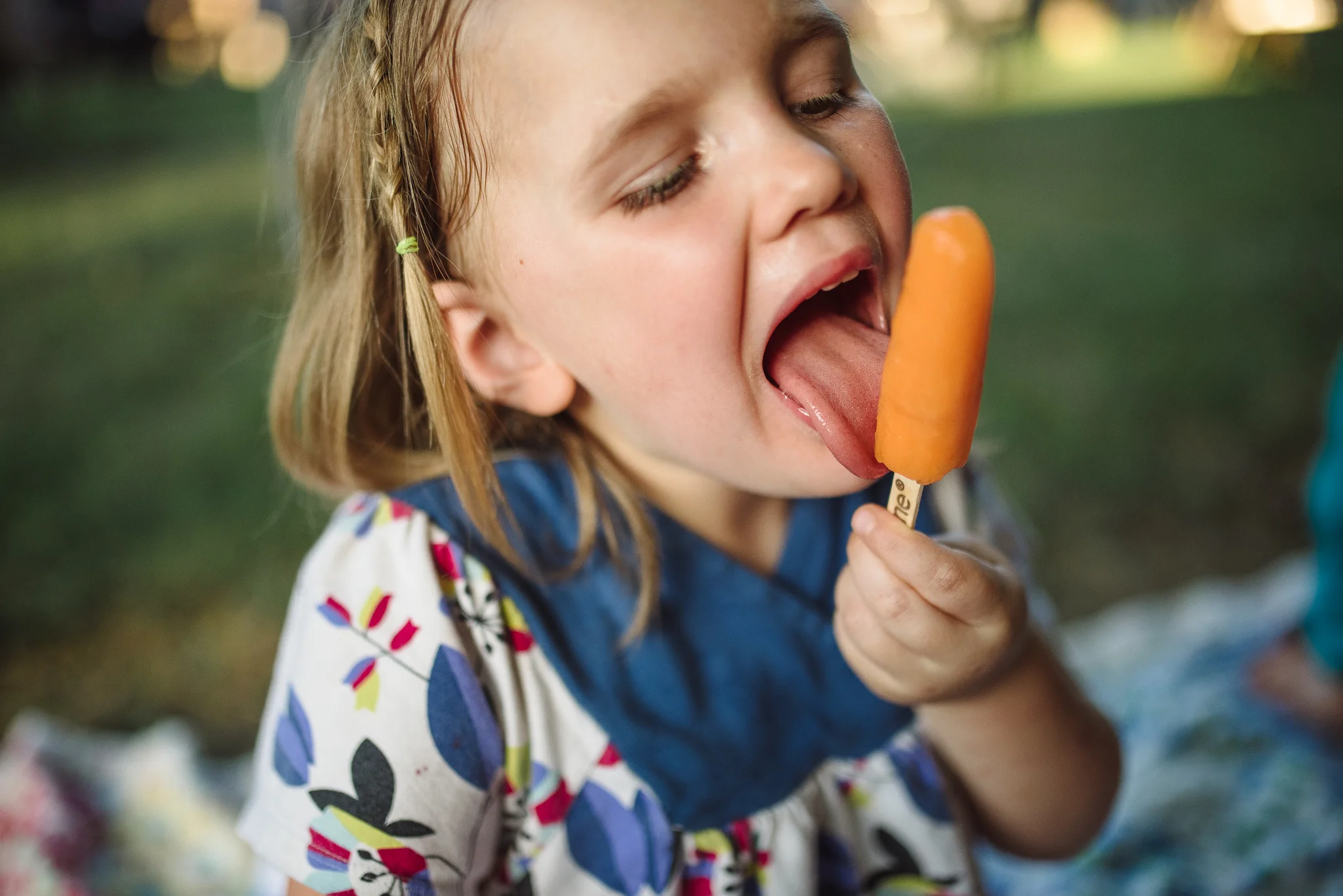 roanoke-dslr-class-mom-group-weirdo-theme