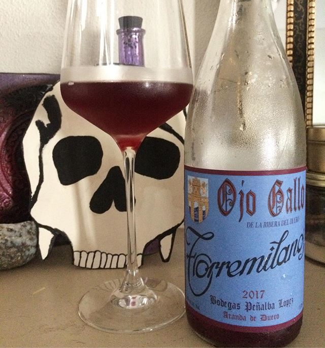 Feelin funky this #memorialdayweekend? Pick up a bottle of @torremilanos&rsquo; unique ros&eacute;, perfect for spending time outside and swapping stories with friends and family. Besides the taste we love the gothic-esque label, which was recreated 