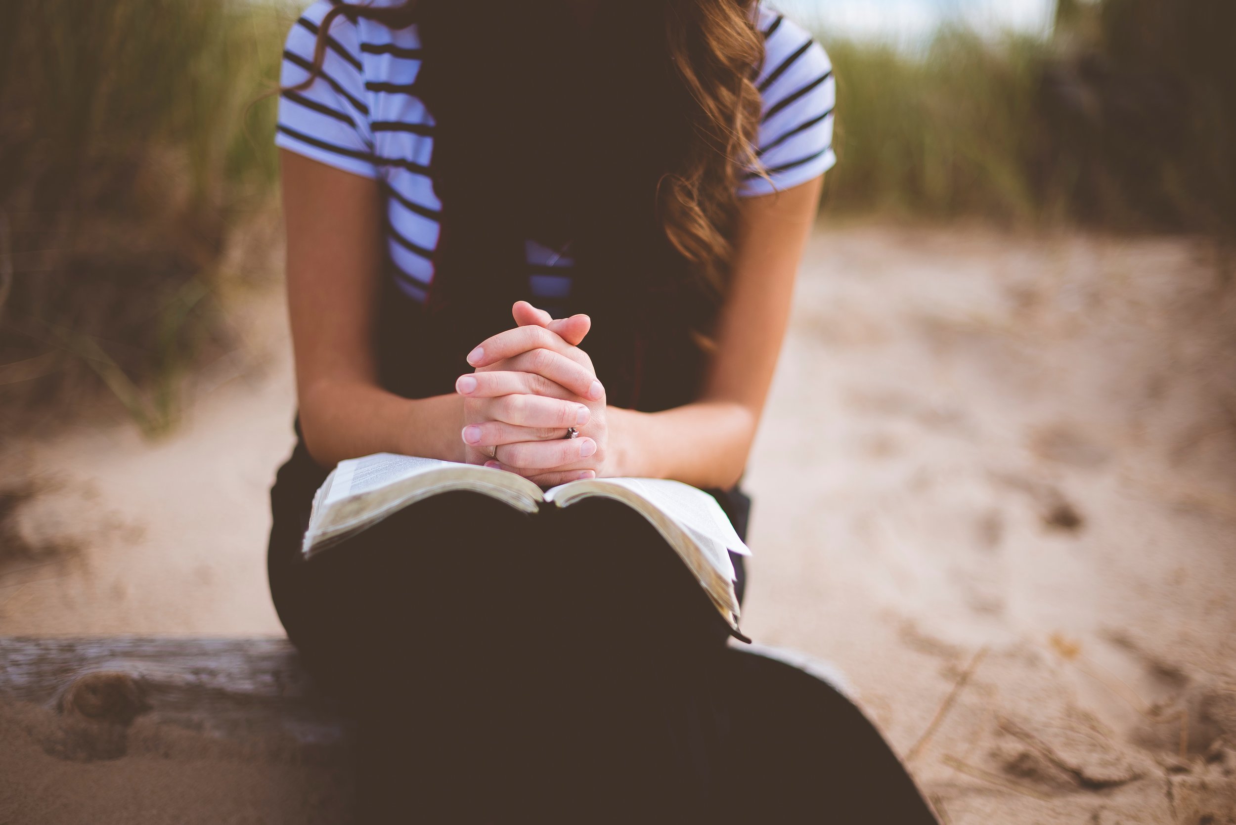 CLF offers Spiritual support for lawyers & law students Ask for prayer