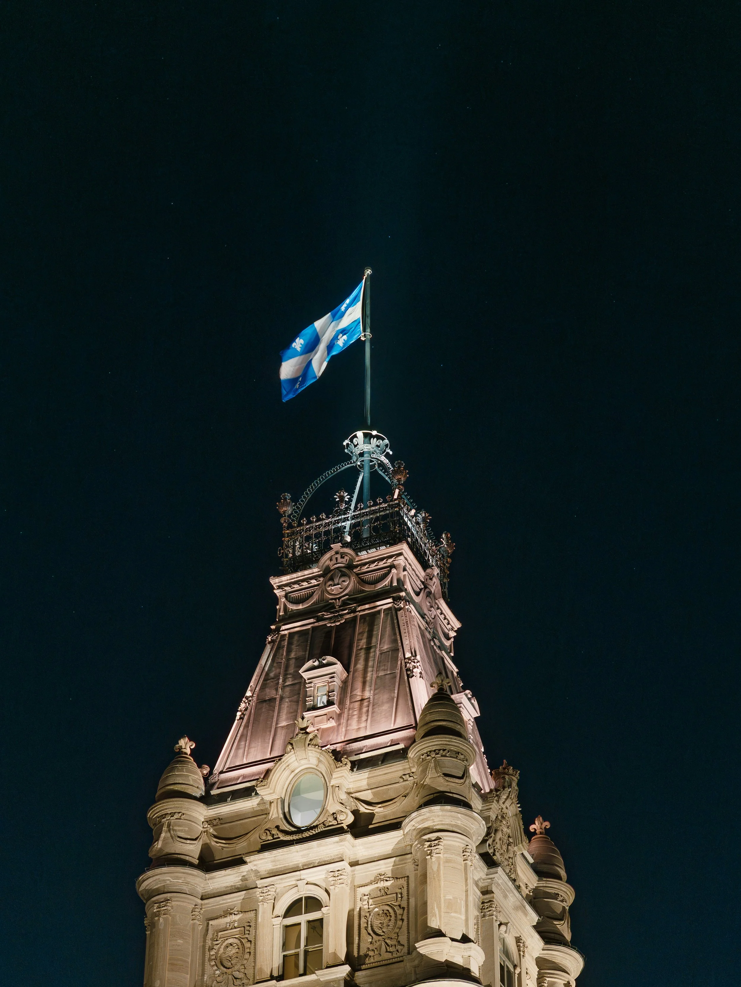 Québec passes Bill 9