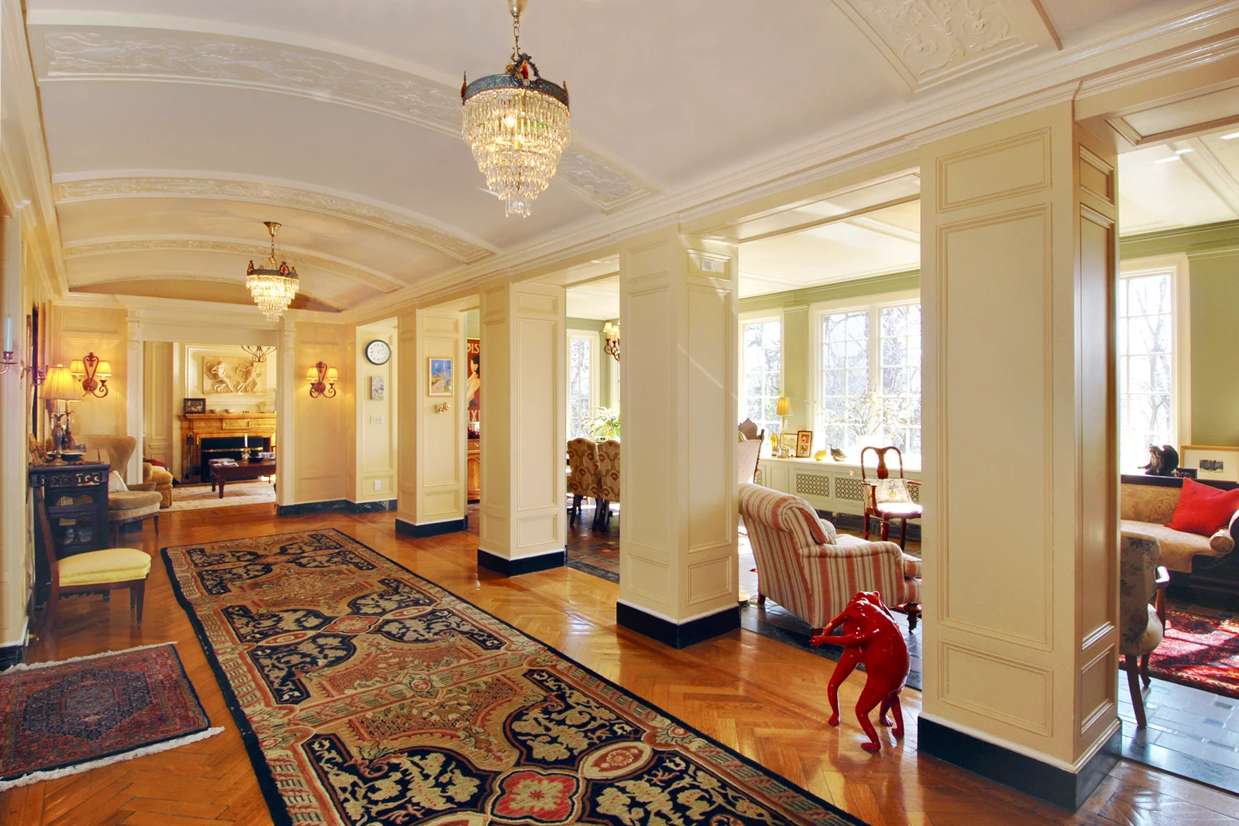 190 Ivy Arcade 2.jpg