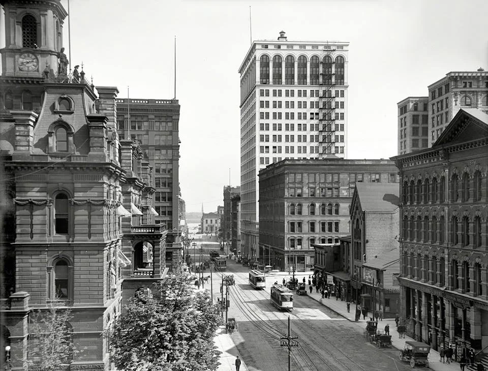 city-hall-ford-building.jpg