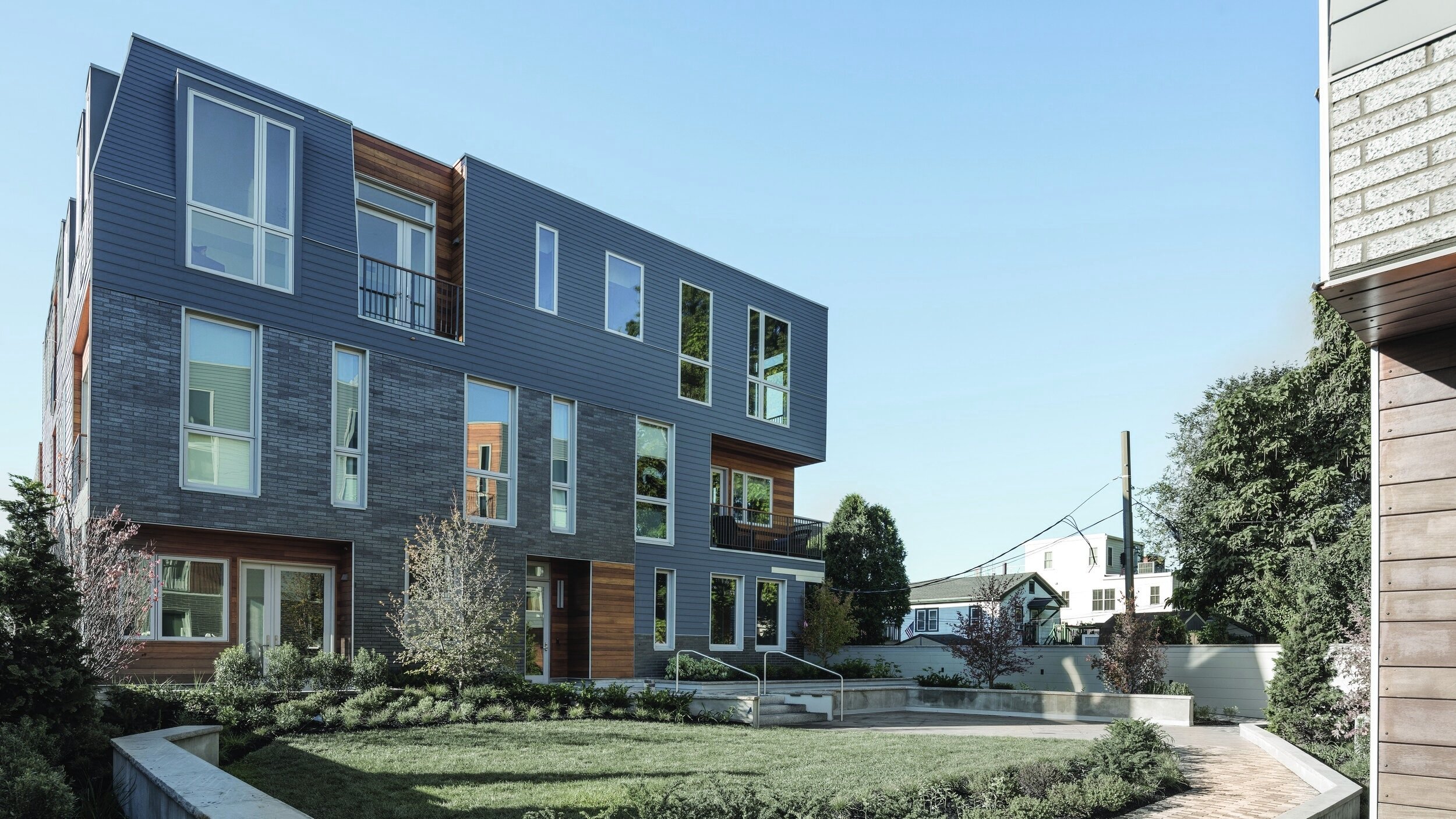 East 5th Street residences