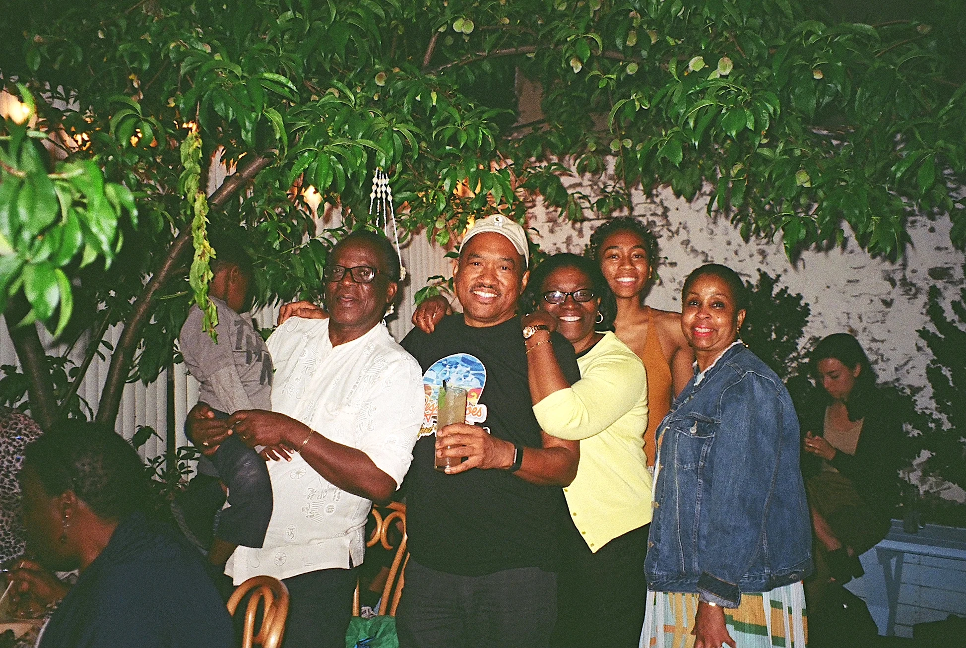 STARTUP SNAPSHOT: Kit an' Kin