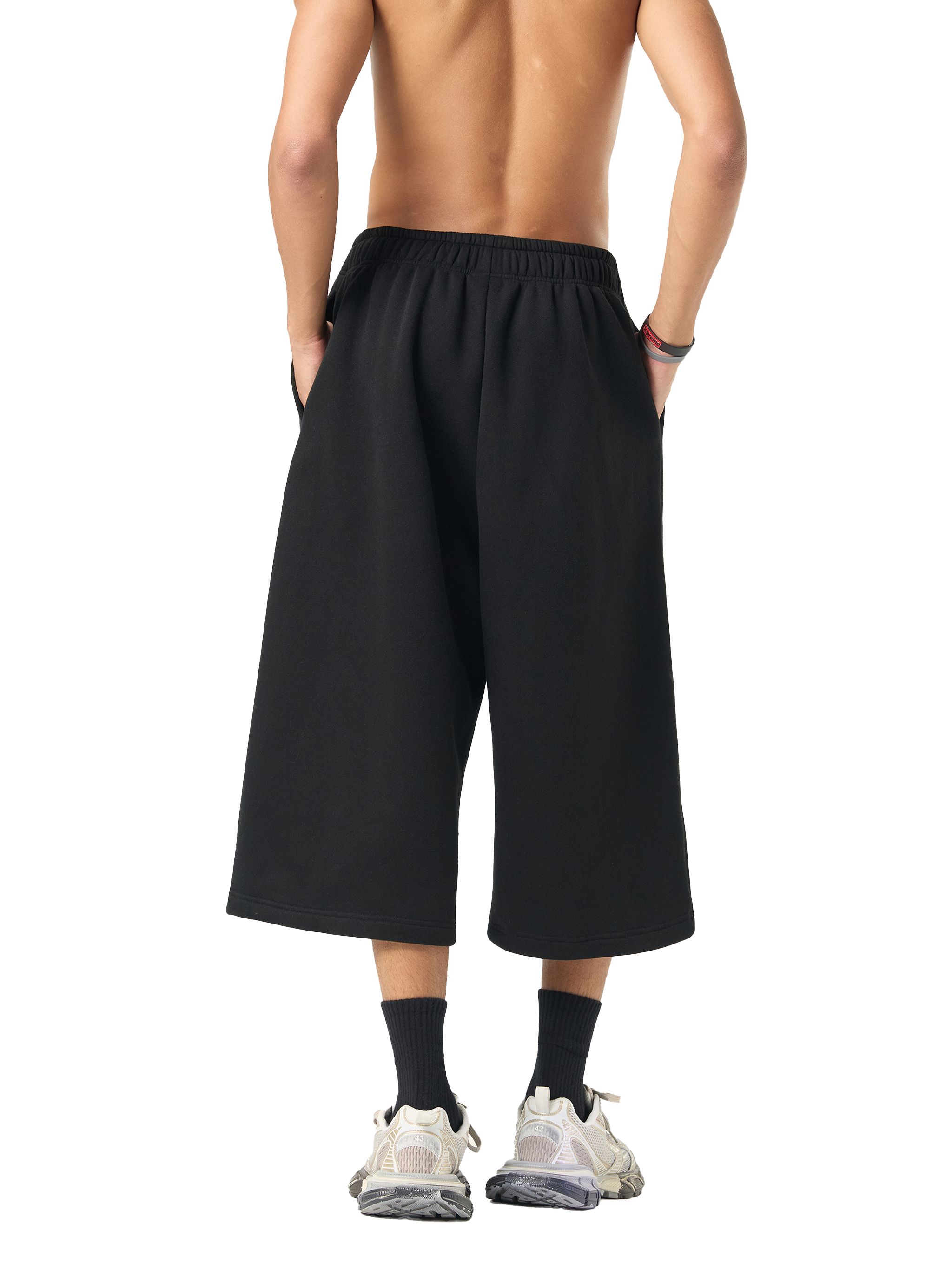 Relaxed Drawstring Three-quarter Sweatpants-mockups-7.png