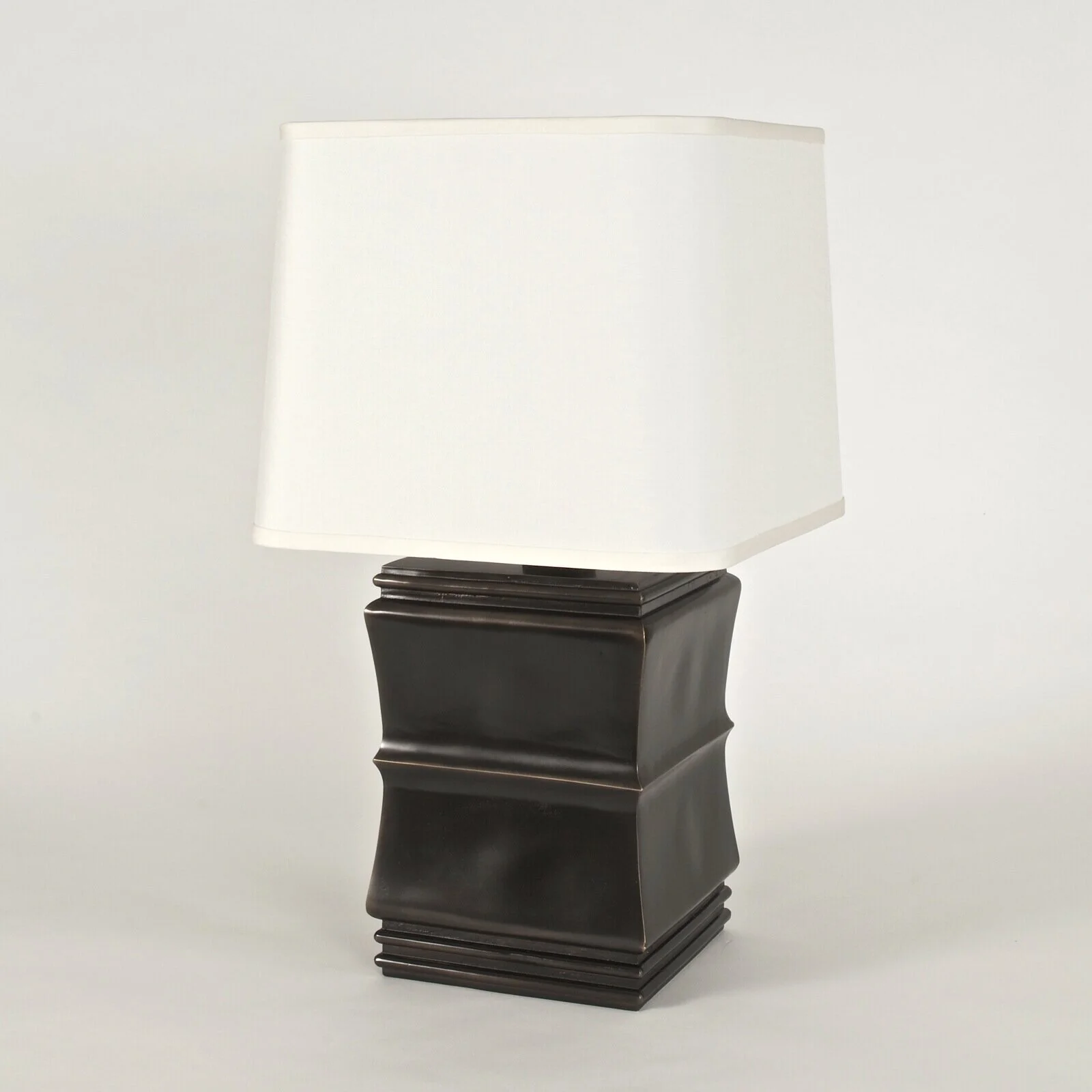 Ella_tablelamp_3.jpg