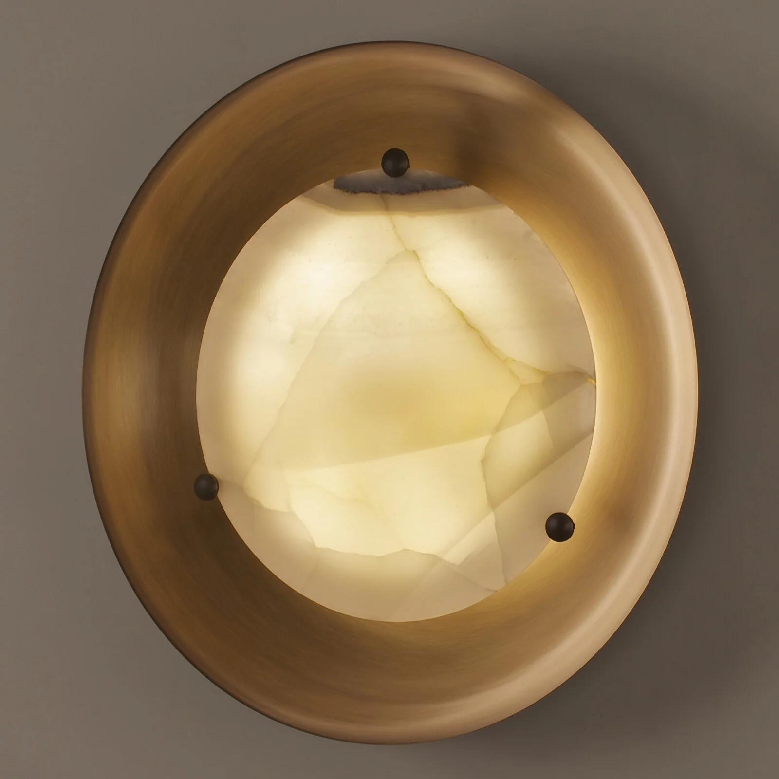 9E528401-73D4-4592-9813-FD10E9D739E1