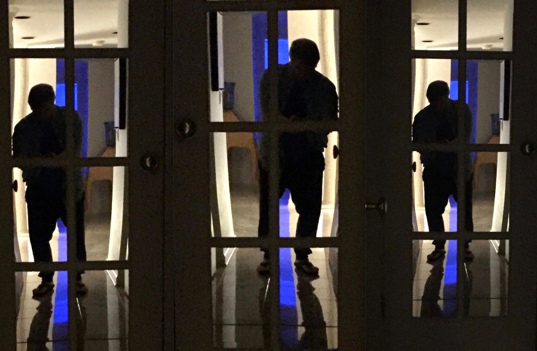 COMINGS AND GOINGS (30X20)