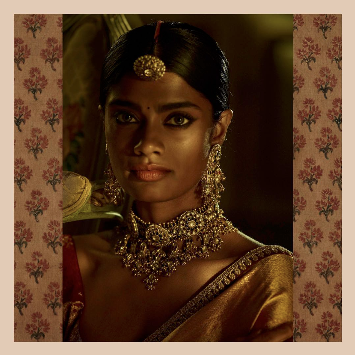  From Sabyasachi Mukherjee's  Instagram :&nbsp;The Golden Goddess. Gold kanjeevaram sari with uncut diamond and pearl studded heritage gold jewellery by Sabyasachi. 