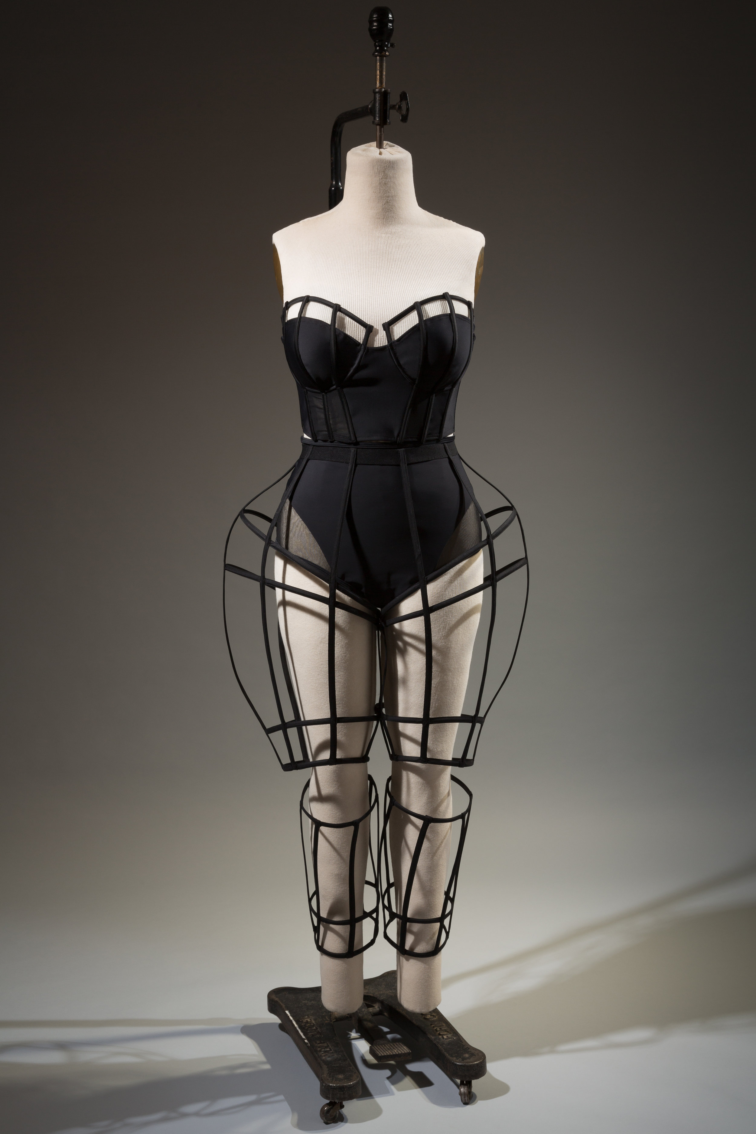  Chromat, ensemble, spandex and plastic boning, spring 2015, USA, museum purchase. Photograph courtesy The Museum at FIT. 