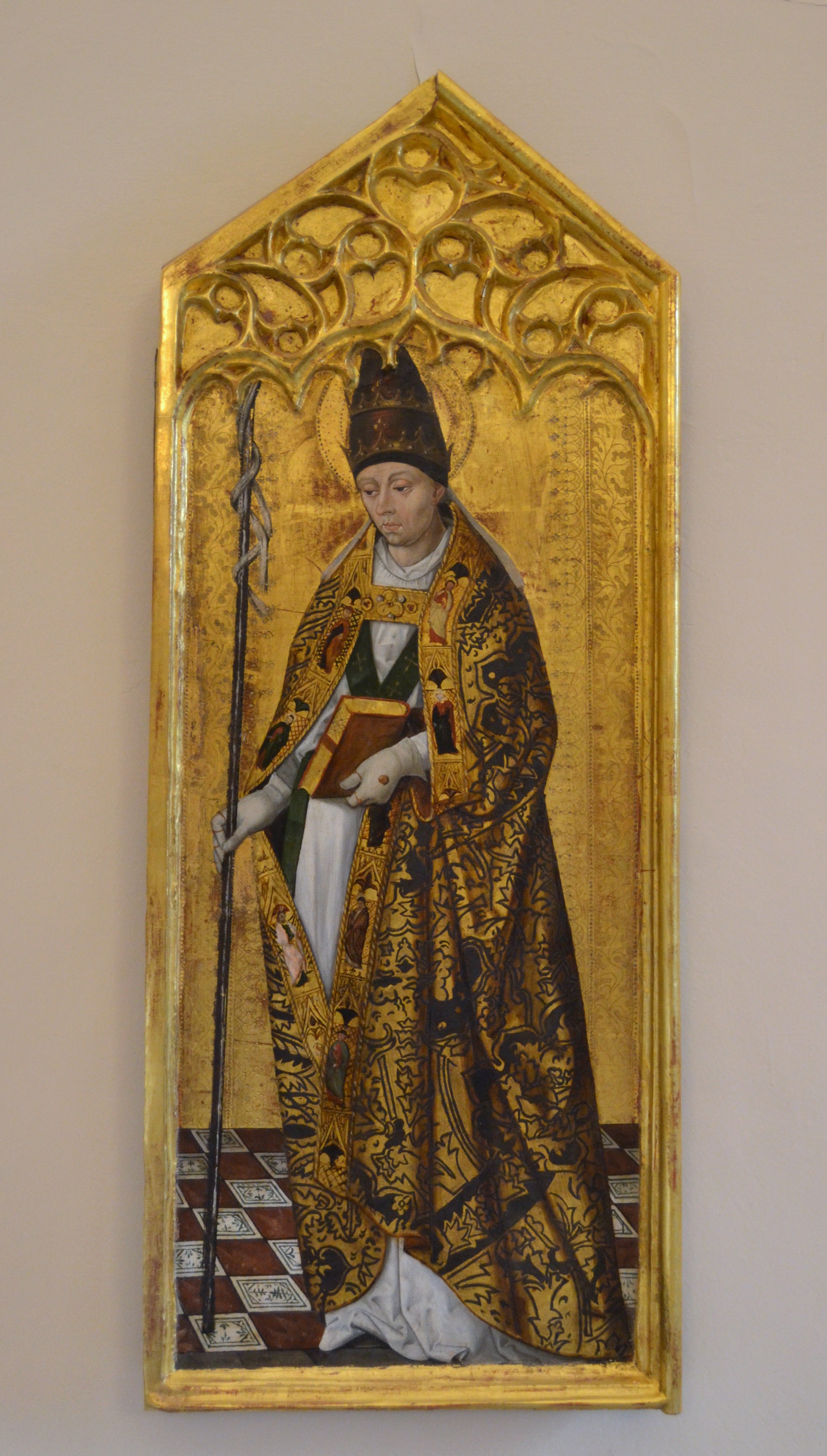 A sixteenth-century panel painting of Pope Saint Gregory the Great in the papal tiara and a pluvial cope. Image via WikiCommons. 